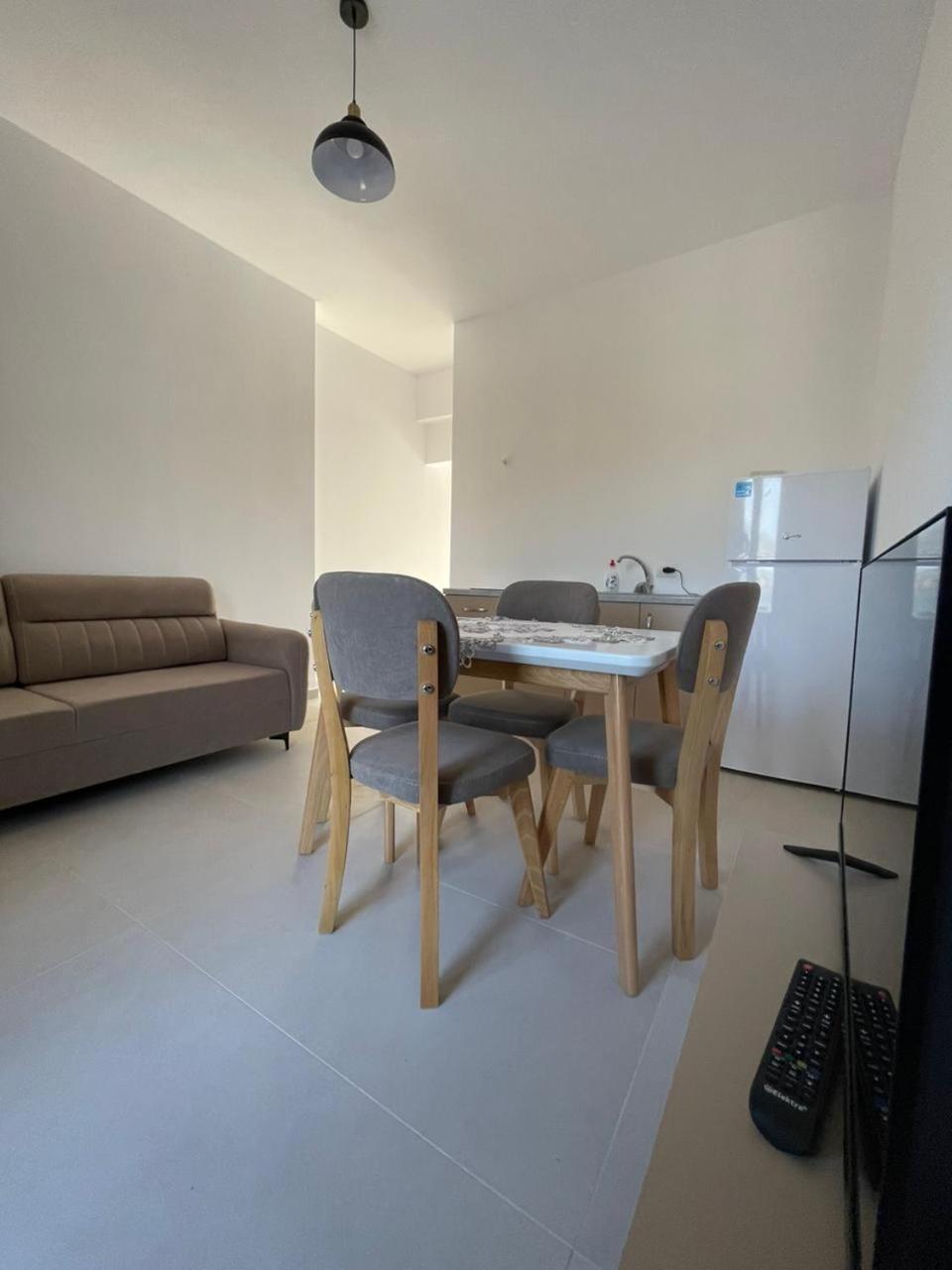 Апартаменты Karafili House Ксамил