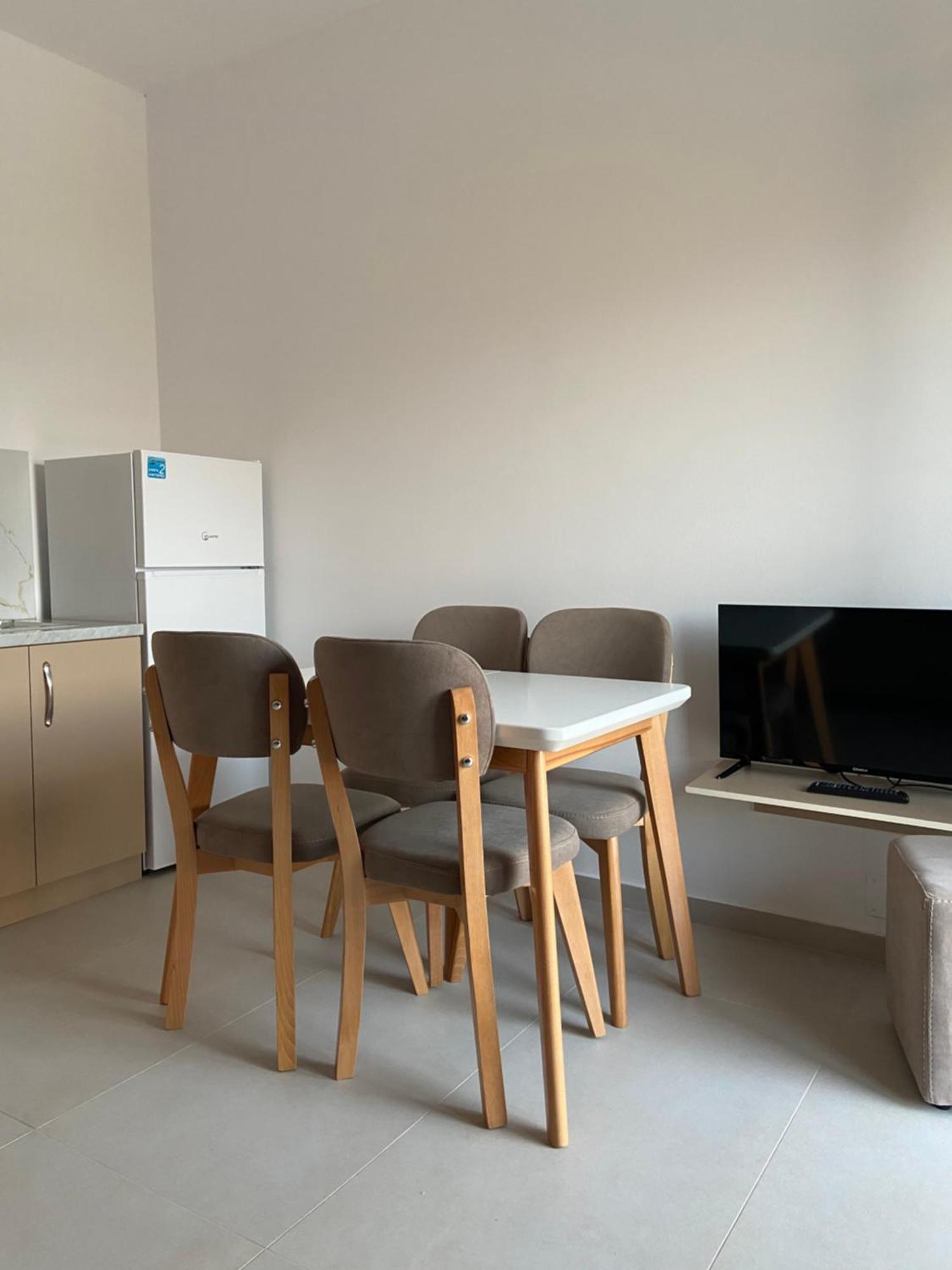 Karafili House Апартаменты